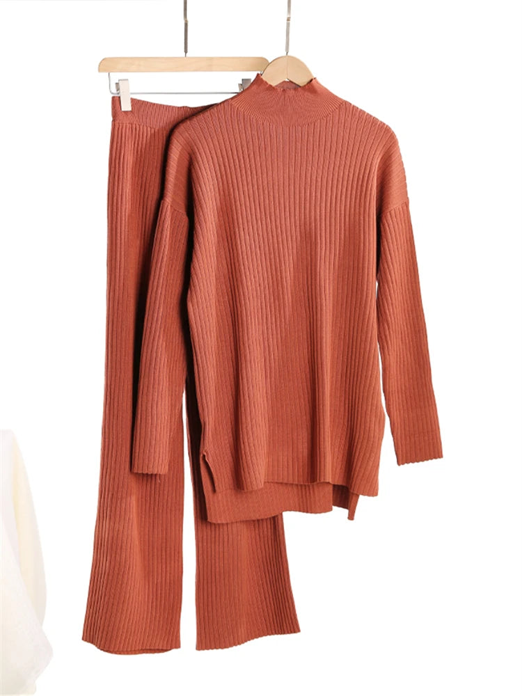 Conjunto de punto color café