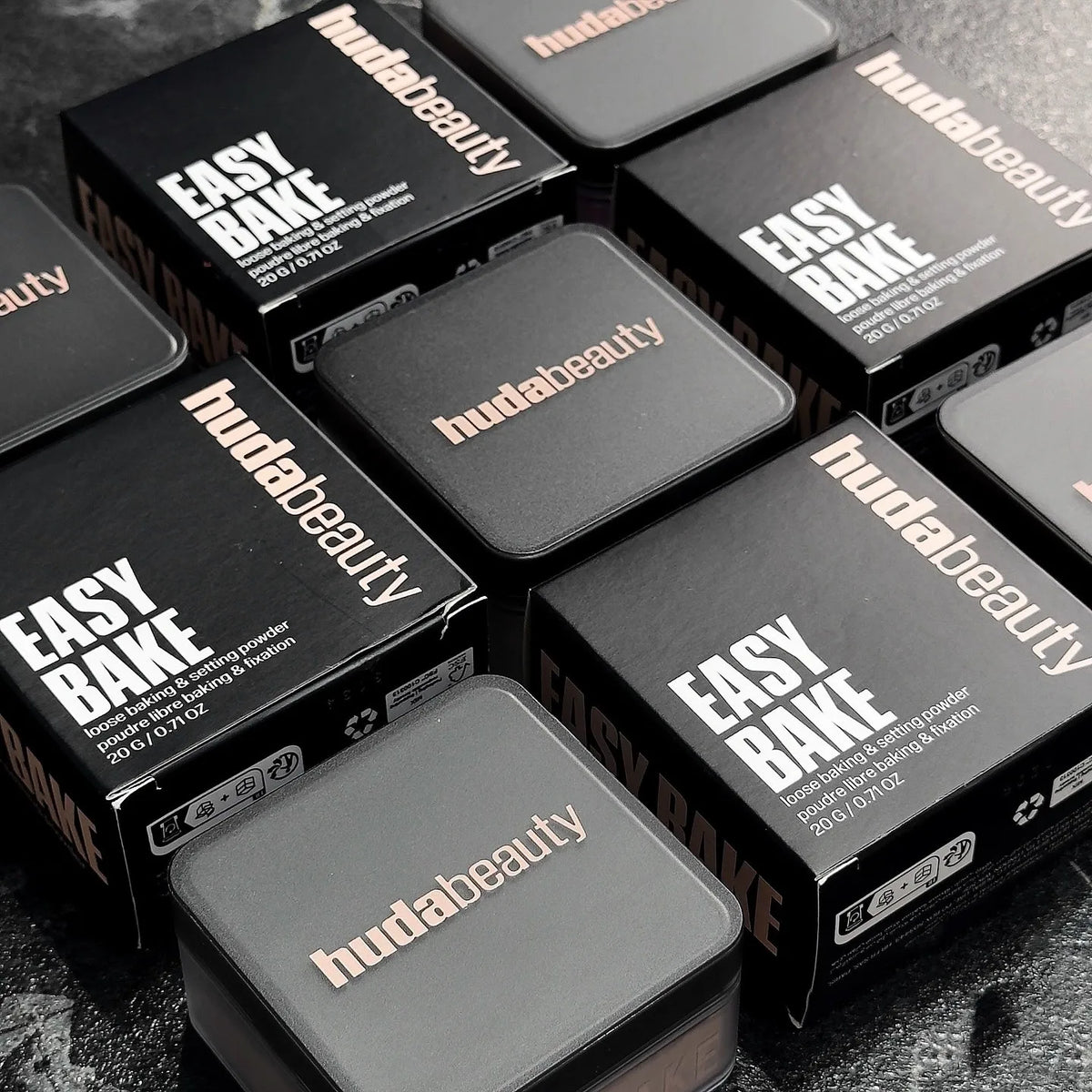 Huda Beauty Easy Bake – Polvo Fijador
